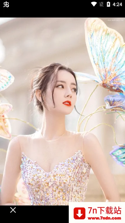 �Ķ�С���ɫ(��ֽ�滭ƽ̨)v1.1 �ֻ����ͼ